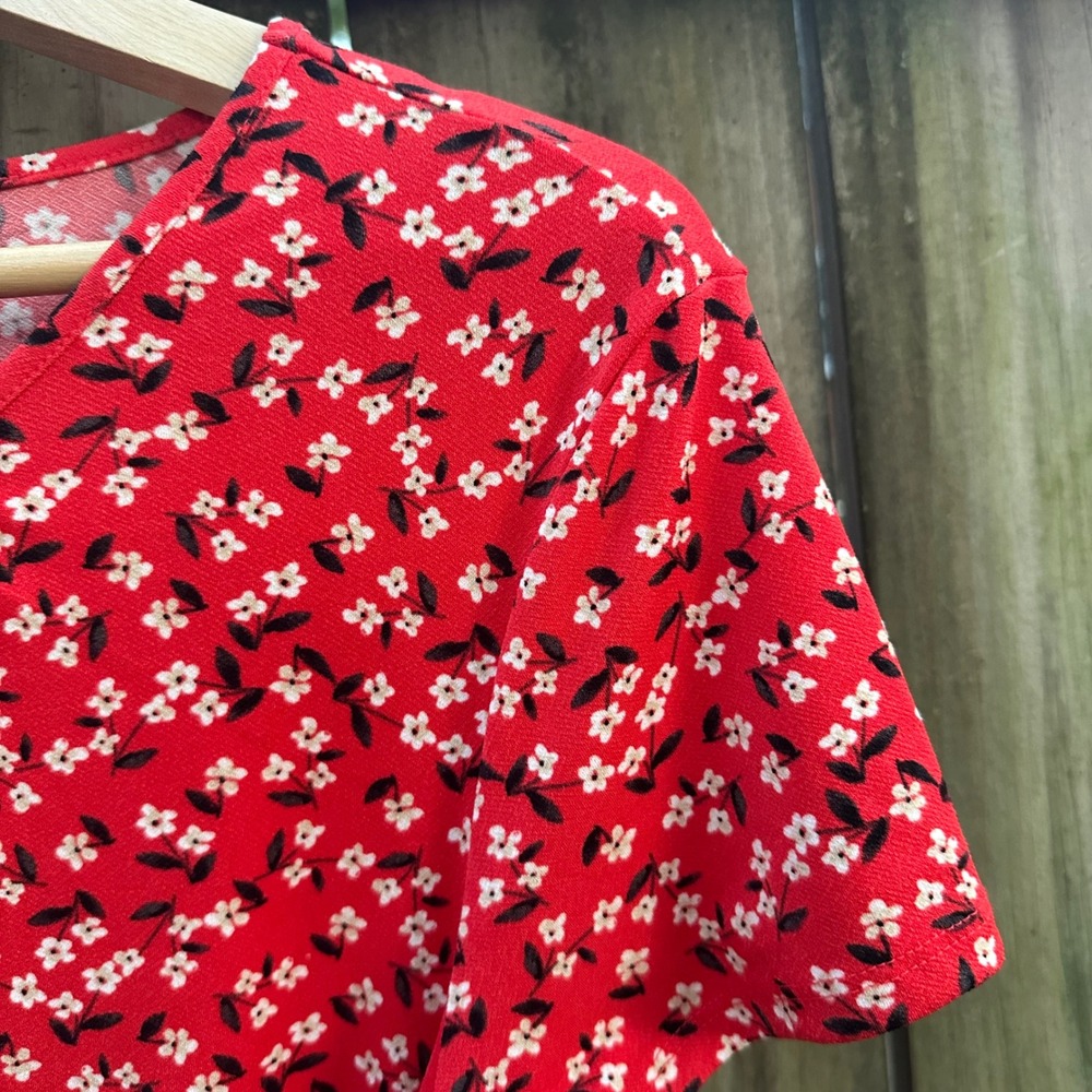 Banana Republic Red Ditsy Floral Short Sleeve Ruffle Midi Dress Tie Sz Medium - Picture 6 of 10